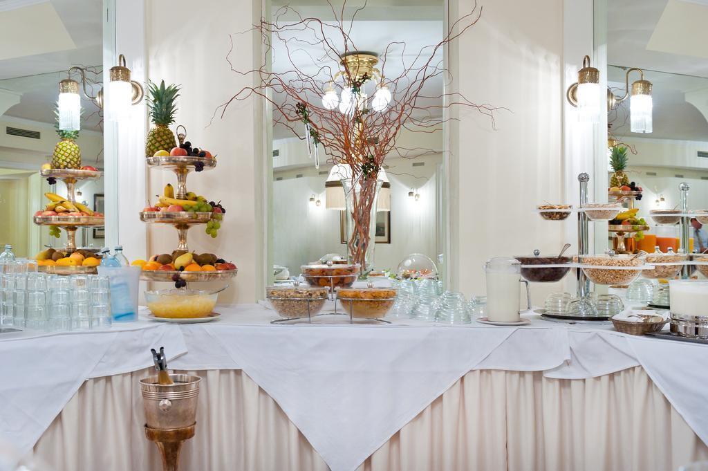 Территория Johann Strauss 4*