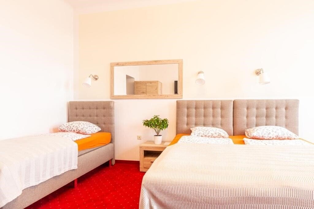 Апартаменты Klimt Hotel & Apartments 3*