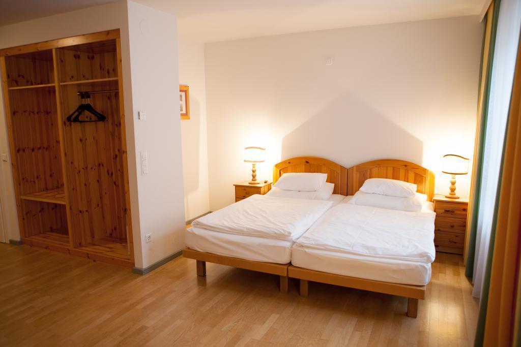 Панорама Caroline 3*