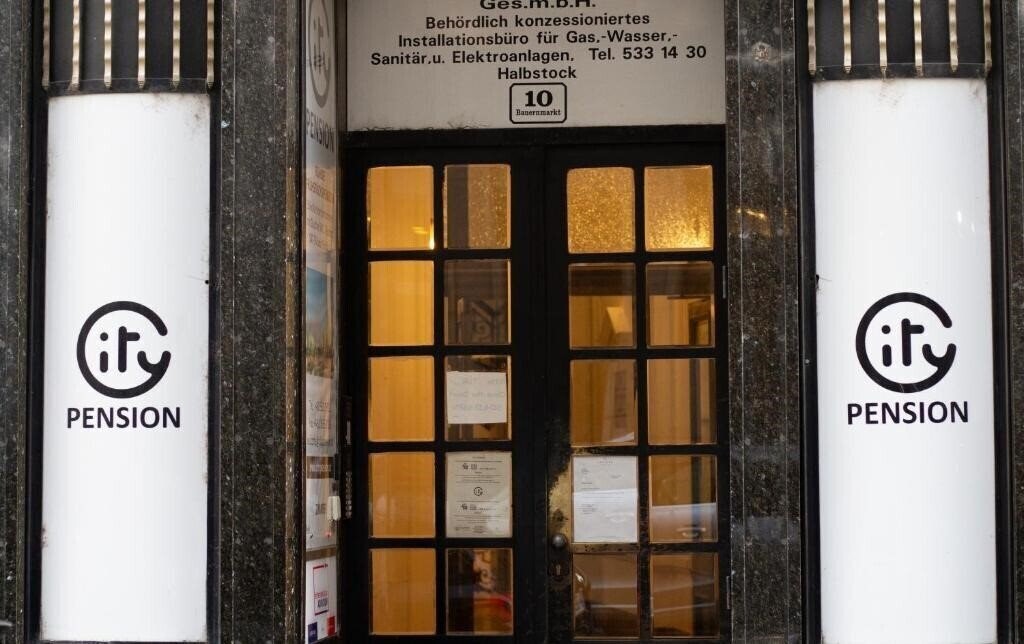 Апартаменти City Pension 4*