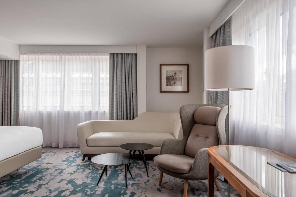 Апартаменты Vienna Mariott Hotel 5*