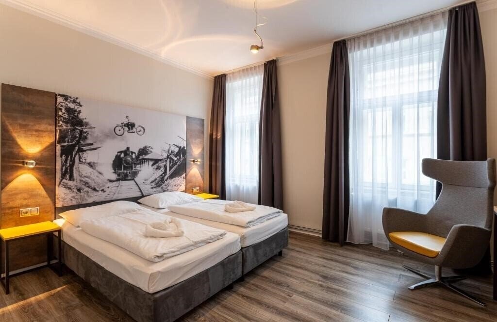 Апартаменты Westbahn 4*