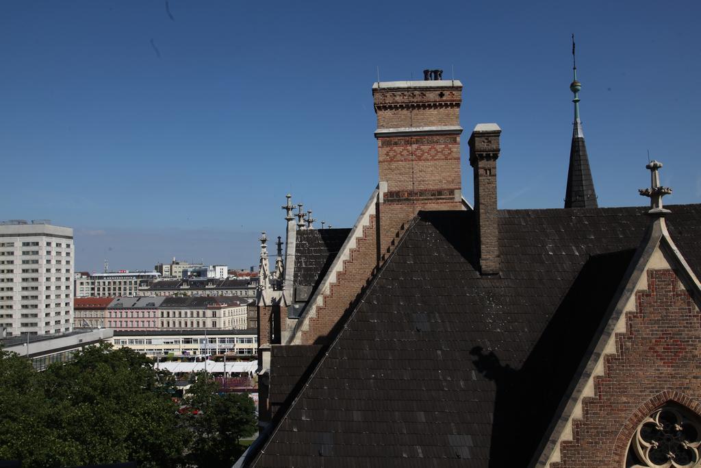 Панорама Am Schubertring 4*