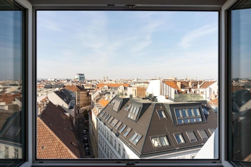 Вид Holiday Inn Vienna City 4*