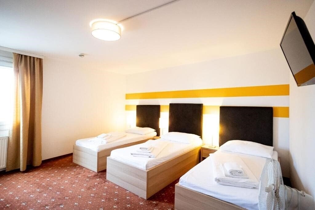 Территория Lenas Donau 3*