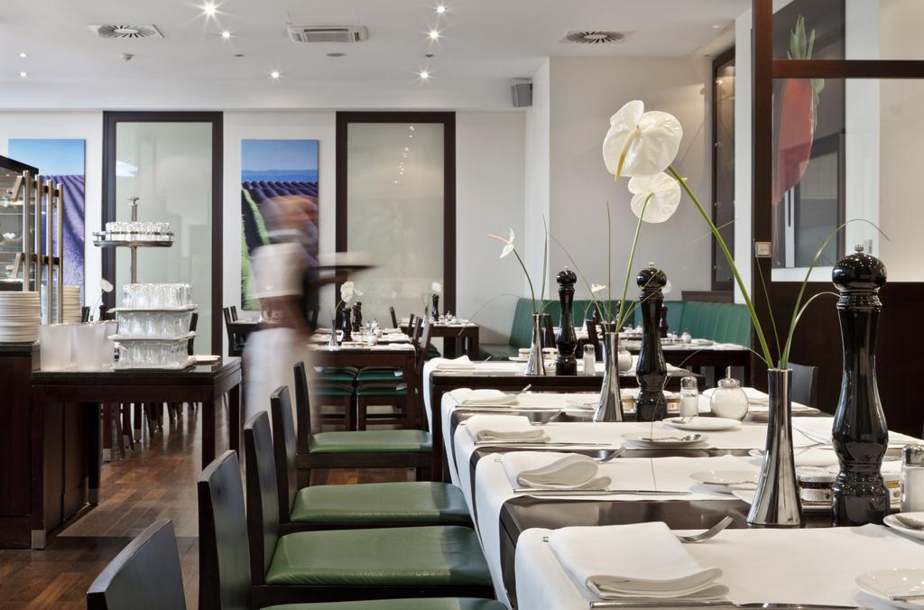 Панорама Fleming`s Wien-Westbahnhof 4*