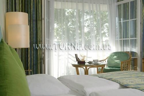 Територія Pyramide 4*