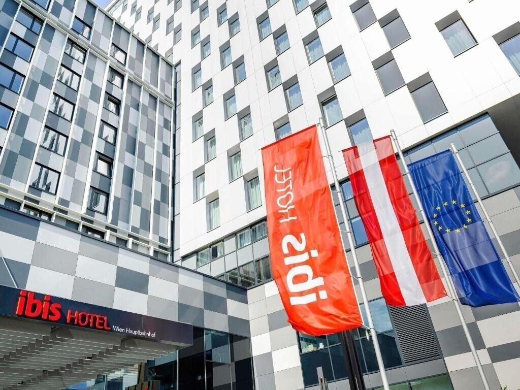 Вид Ibis Wien Hauptbahnhof 3*