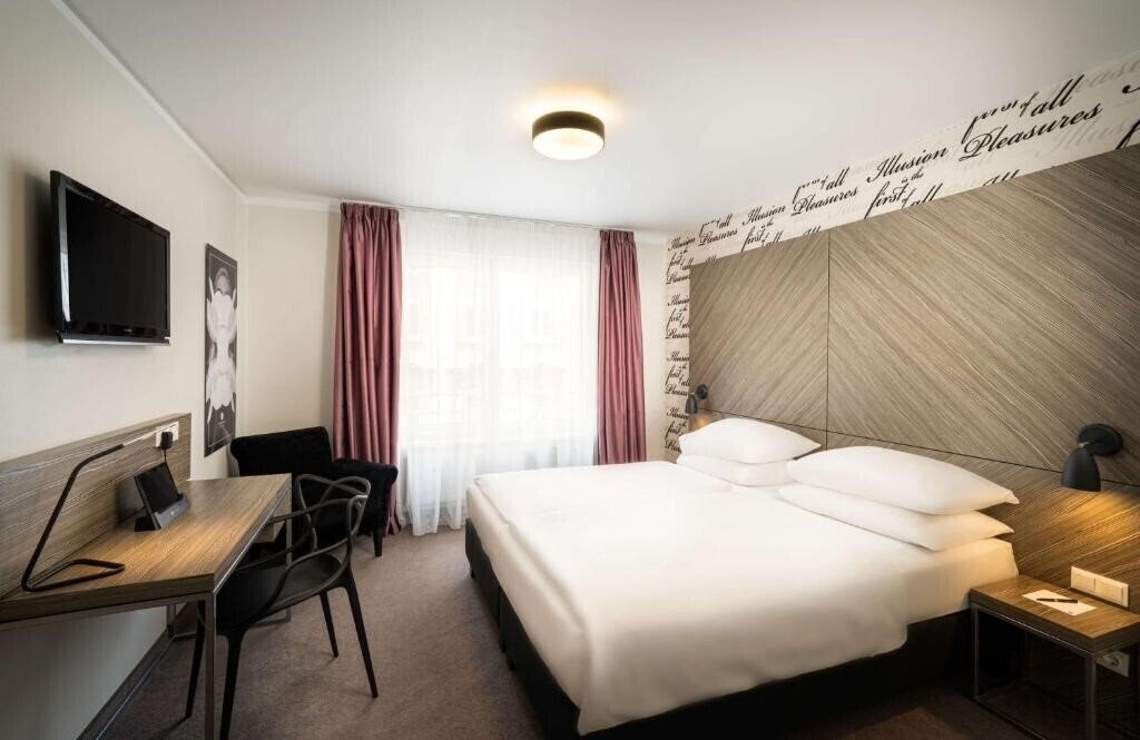 Готель Arthotel Ana Boutique Six 4*