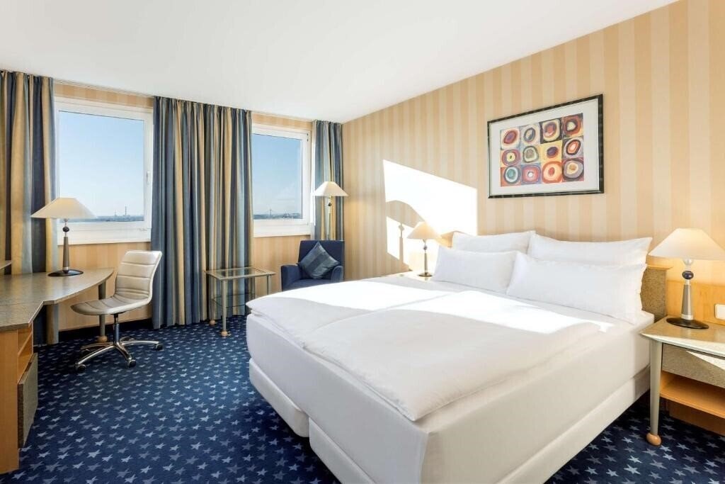Территория Nh Danube City 4*