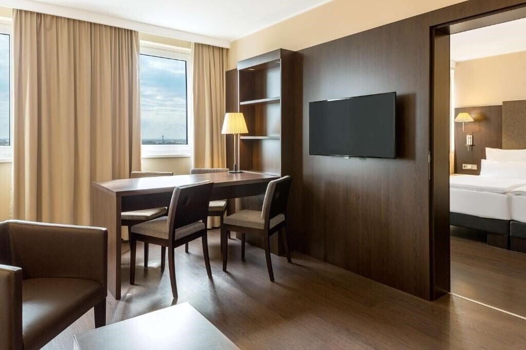 Апартаменты Nh Danube City 4*