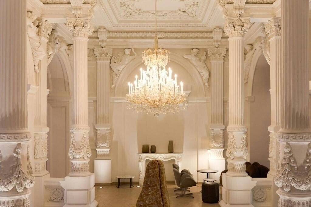 Отель Motel One Wien Staatsoper 3*