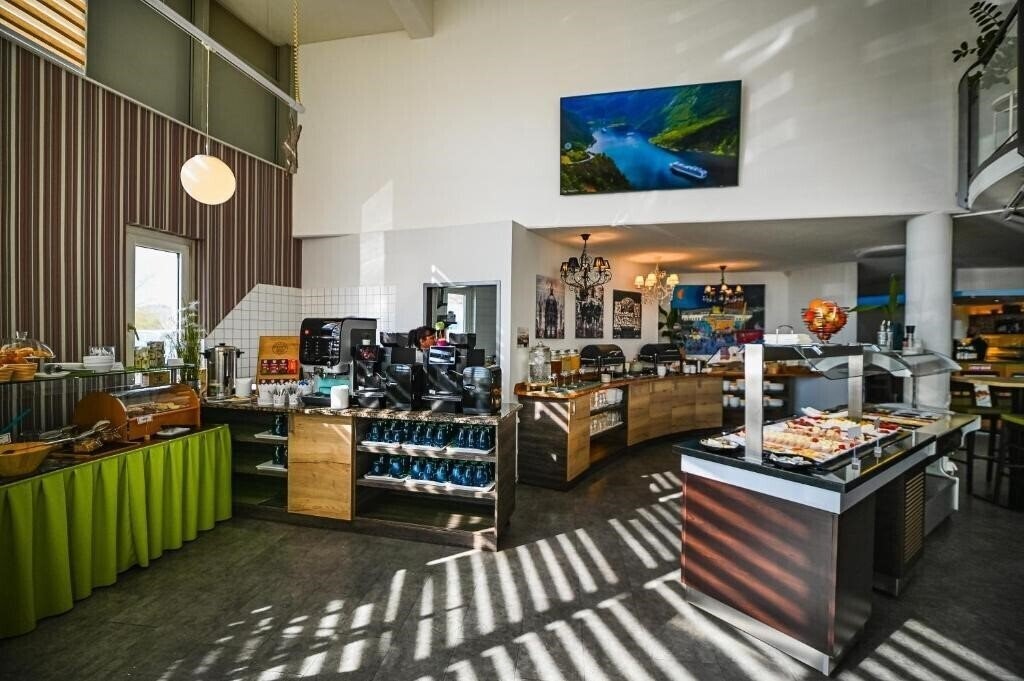 Фотография Life Hotel Vienna Airport 3*