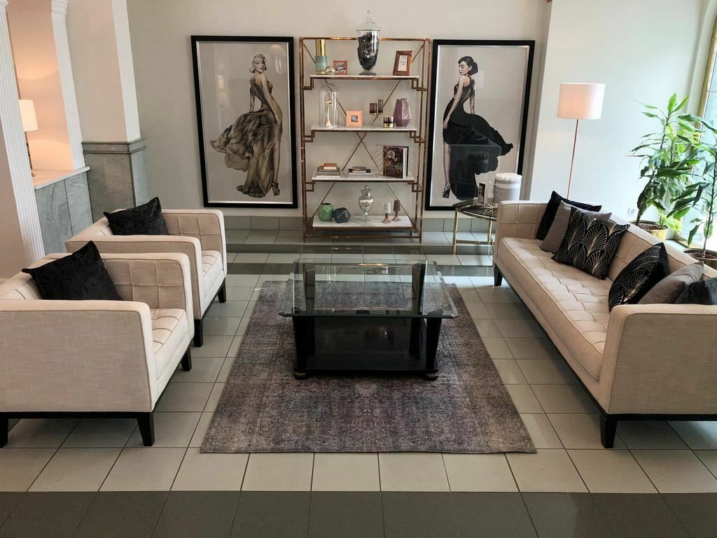 Отель Arkadenhof 4*