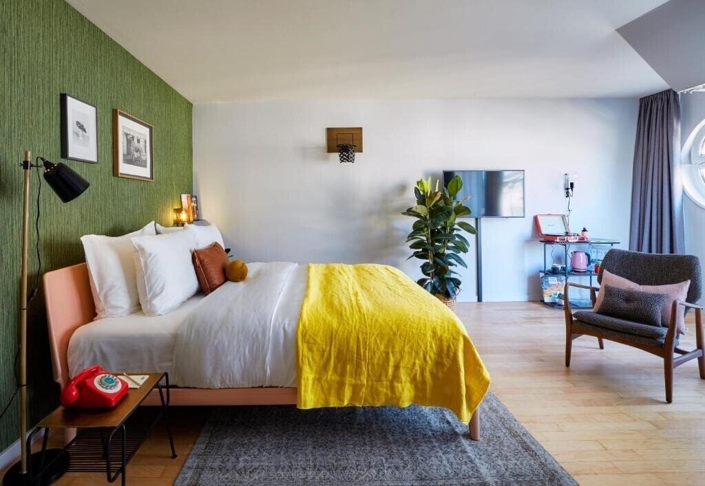 Картинка Max Brown Hotel 7th District 4*