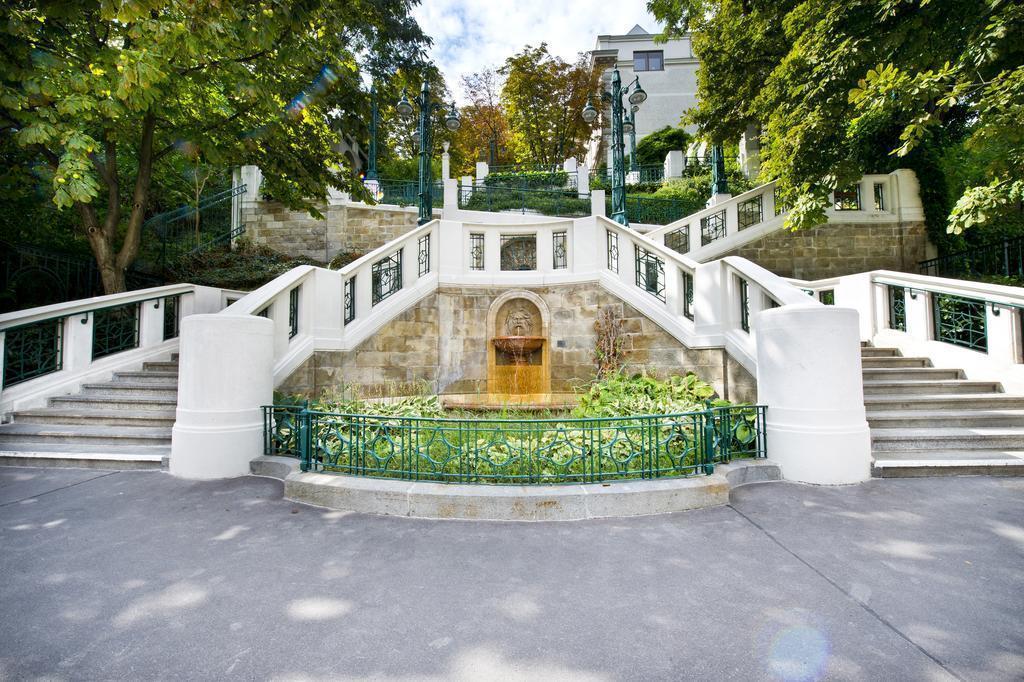 Панорама Strudlhof Hotel & Palais 4*