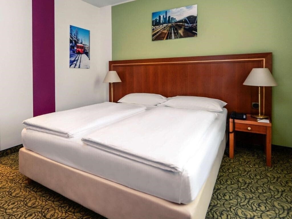 Апартаменти Mercure Wien Westbahnhof 4*