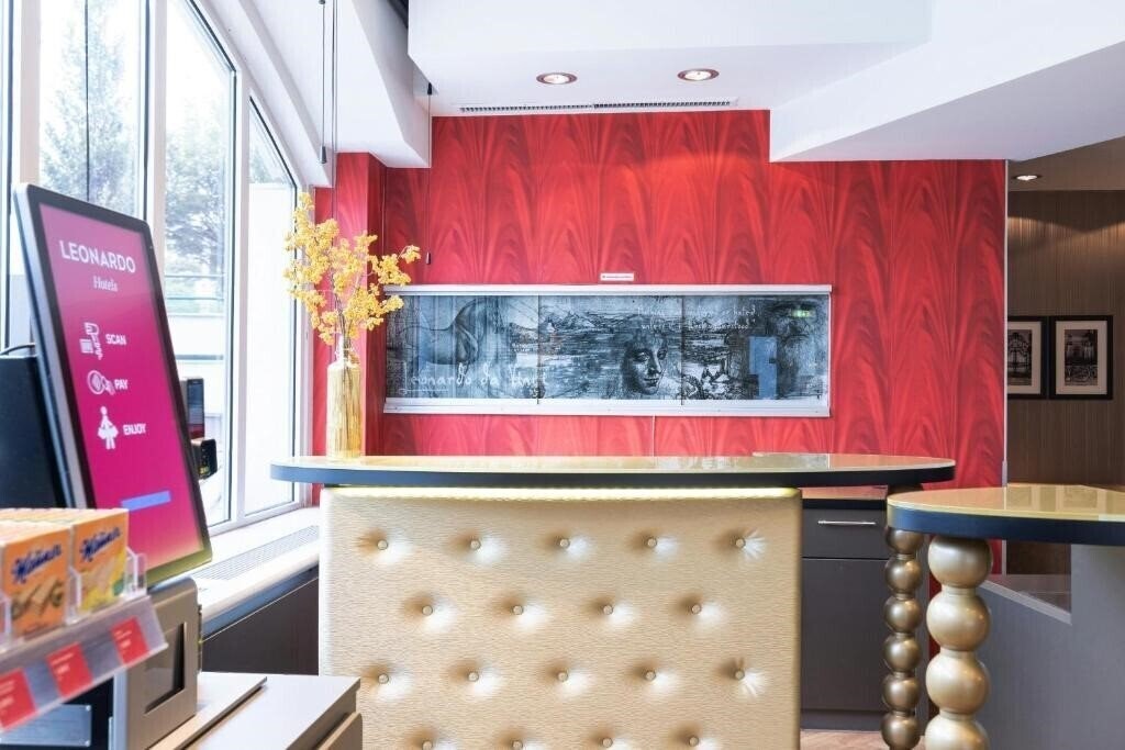 Панорама Leonardo Hotel Vienna Westbahnhof 4*