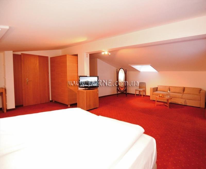 Территория Koenig Hotel 3*