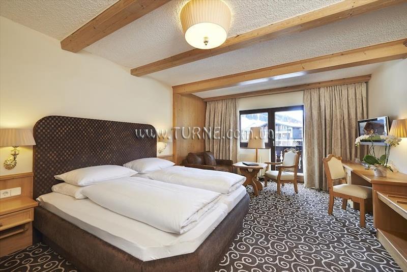 Апартаменти Post 4*