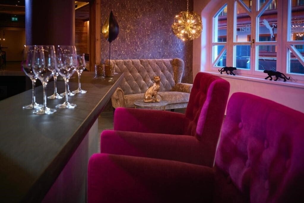 Апартаменти Panther 4*