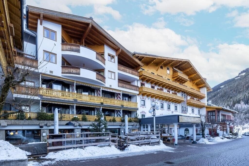 Зображення Jufa Alpenhotel Saalbach 4*