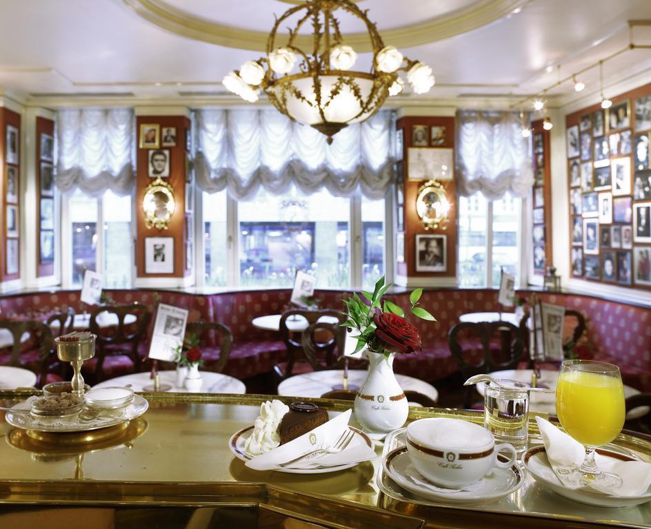 Апартаменты Sacher 5*