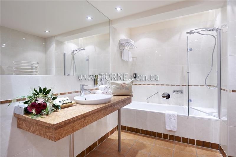 Отель Das Hotel Eden Superior 4*