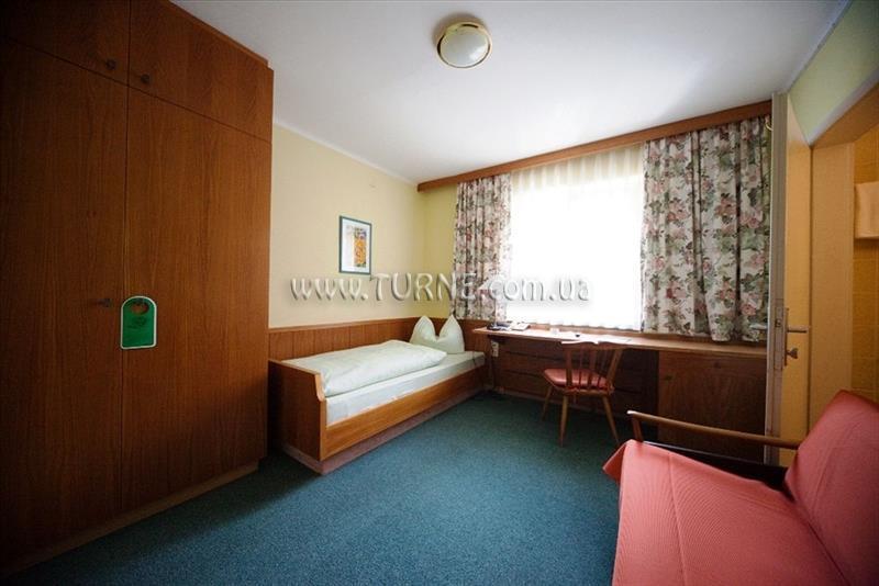 Апартаменти Cristallago 3*