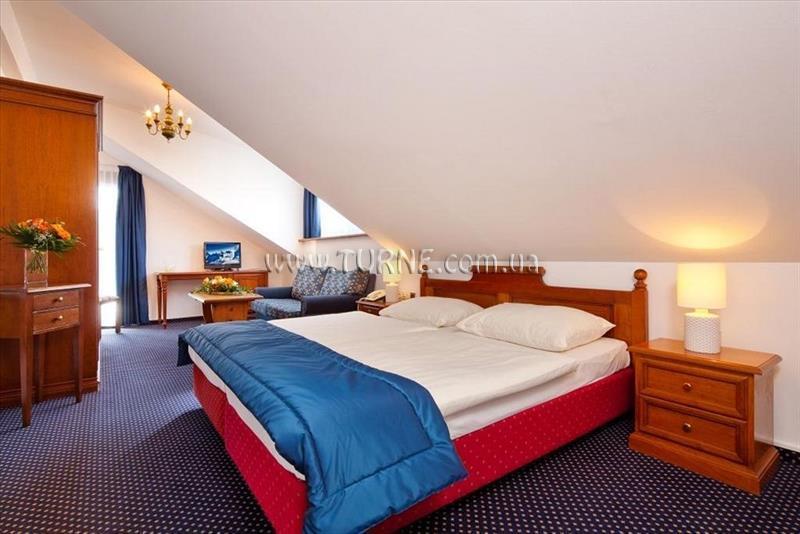 Панорама Hocheder 4*