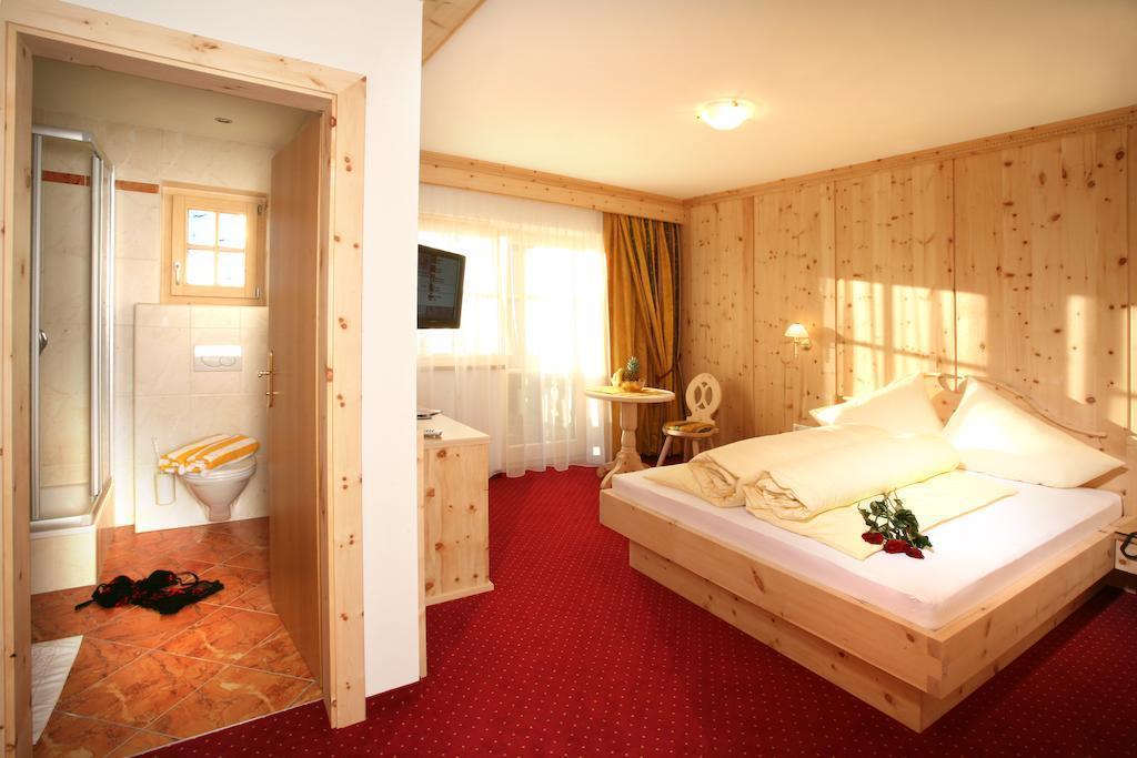 Панорама Ferienclub Silbertal 4*