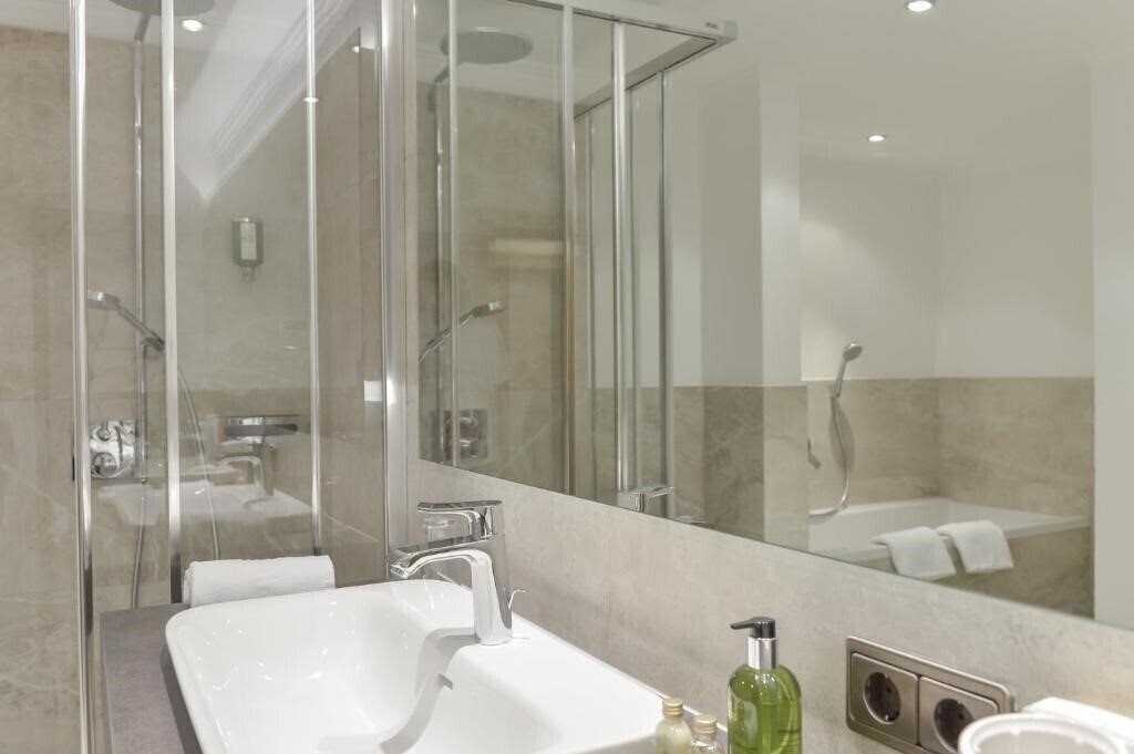 Апартаменти Regina 4*