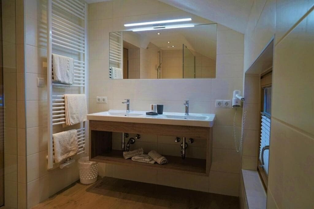 Фотография Cornelia Villa Pension 3*