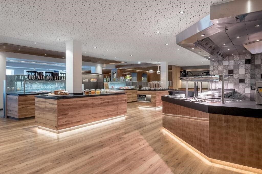 Фотографія Hotel Tyrolerhof 4*