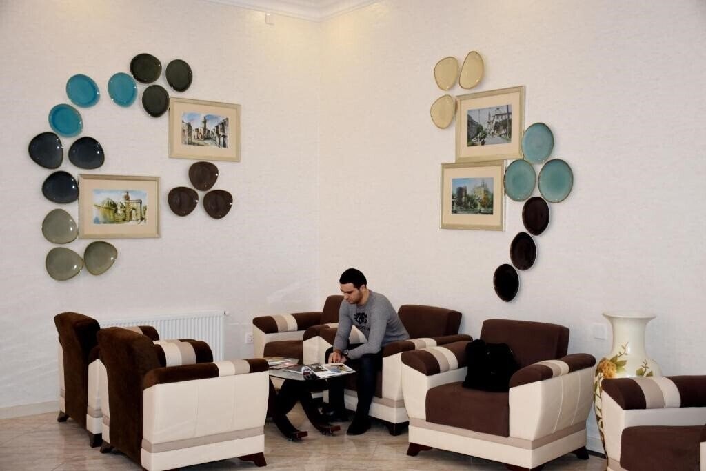 Апартаменты Consul Hotel 4*