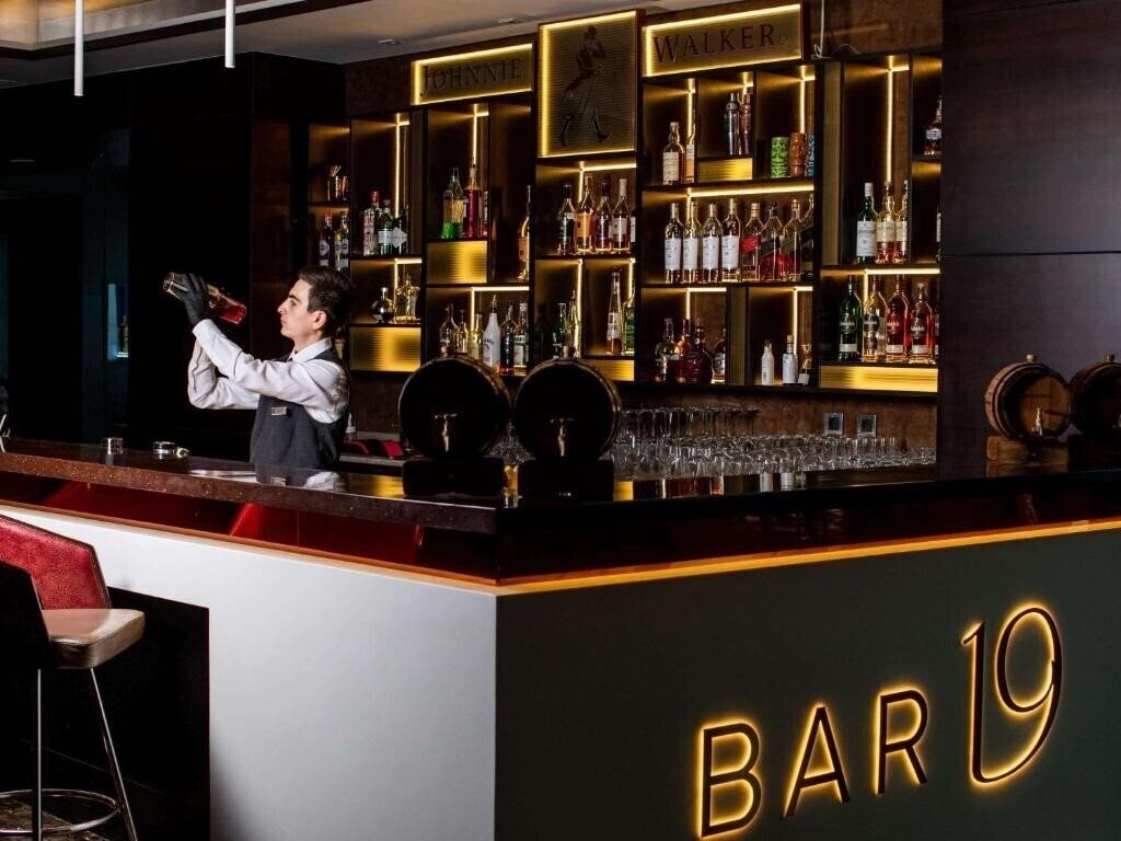 Територія Fairmont Baku At The Flame Towers 5*