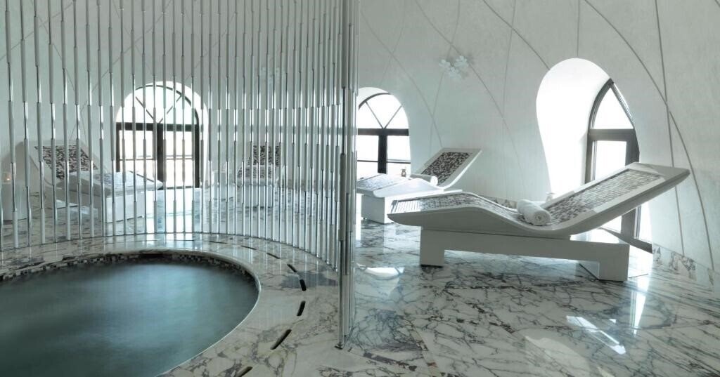 Территория Four Seasons 5*