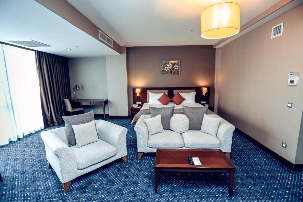 Панорама Staybridge Suites 4*