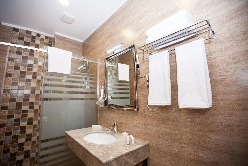 Вид Auroom Hotel Baku 4*