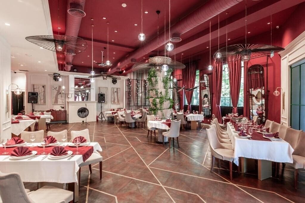 Изображение Ivy Garden Hotel 5*