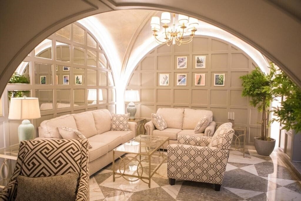 Панорама Theatrum Hotel 4*