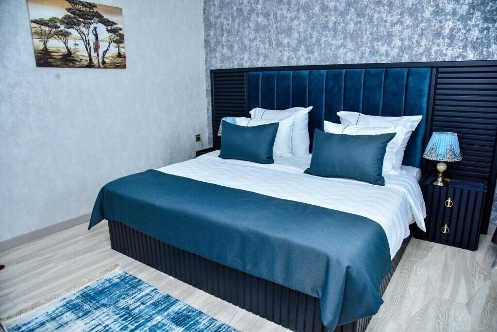 Апартаменти Supreme Hotel 4*