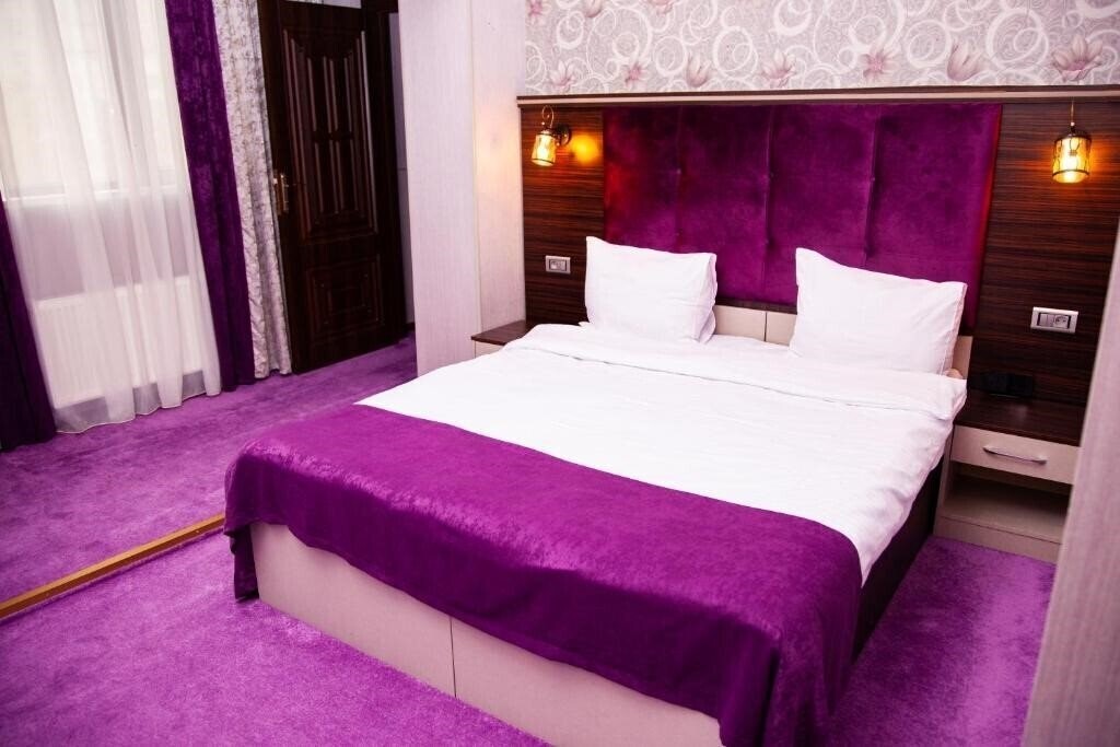 Территория Mildom Hotel Baku 4*