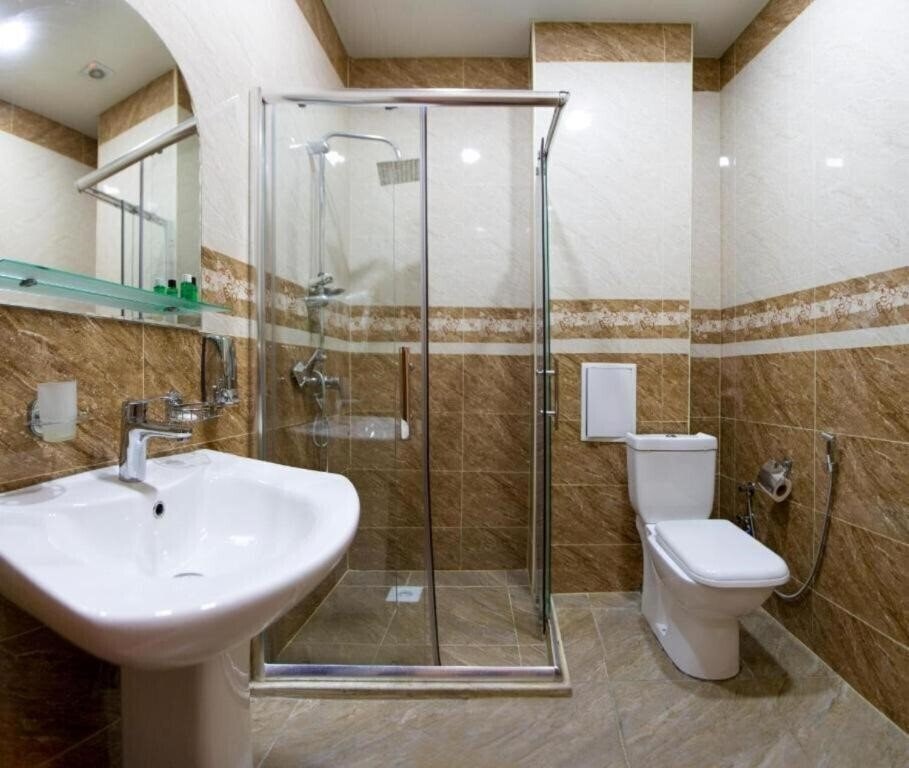 Фото Istanbul Gold Baku Hotel 3*