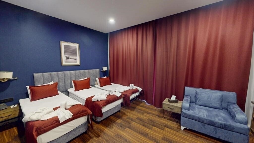 Вид Port Rivoli Baku Hotel 4*