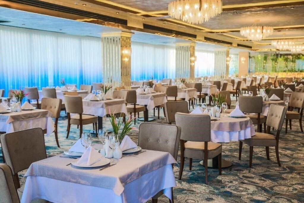 Фотография Iris Hotel Baku 4*