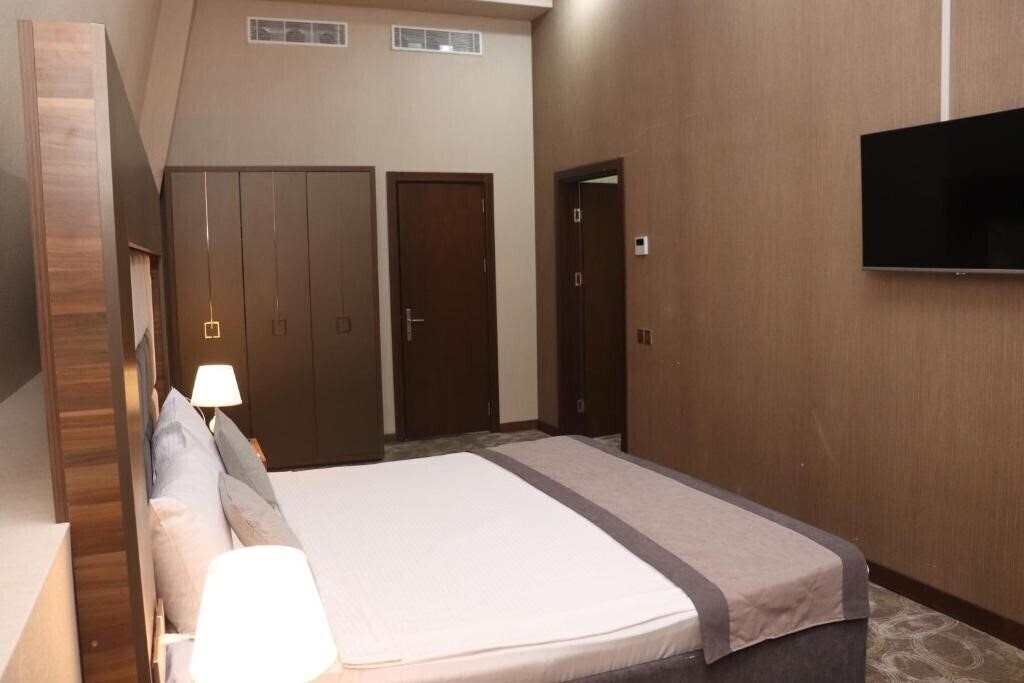 Панорама Volga Hotel Baku 4*