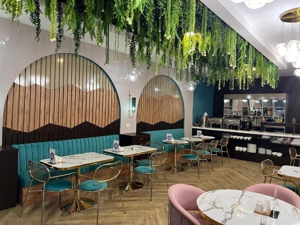 Апартаменти Alison Hotel Baku 4*