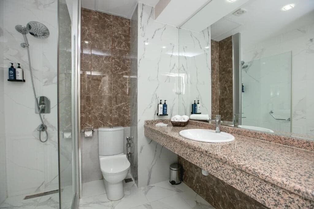 Фото Park Dedeman Baku 4*