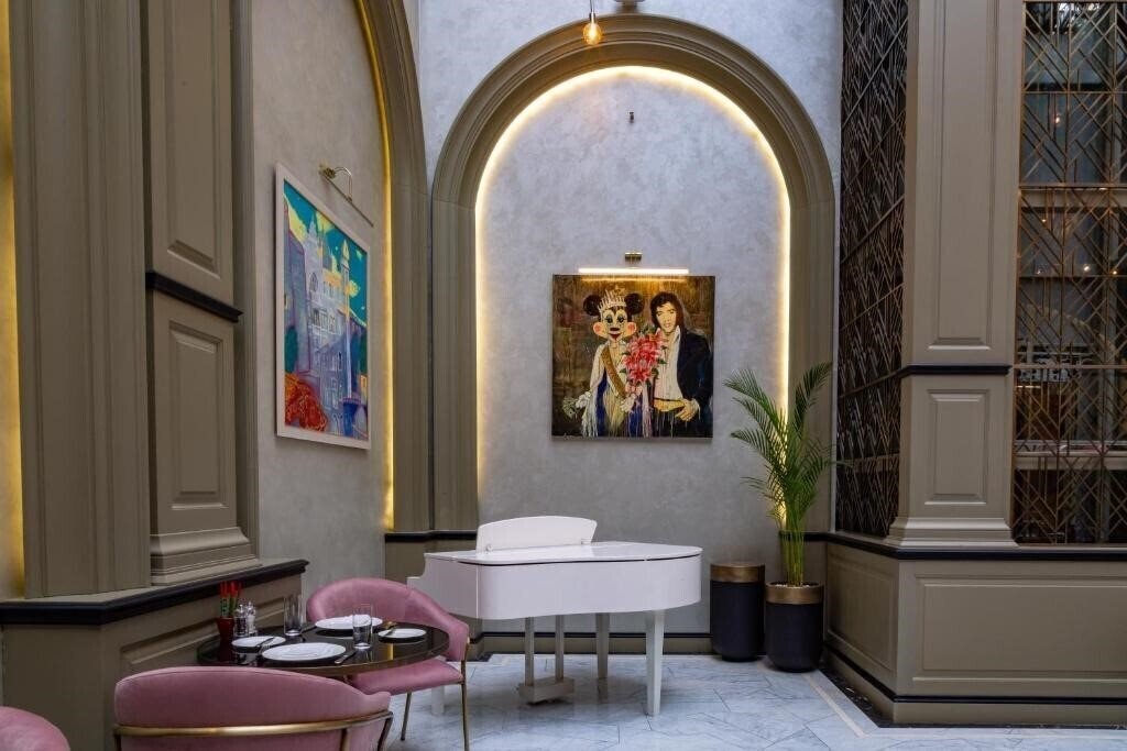 Фотографія Art Gallery Hotel 5*